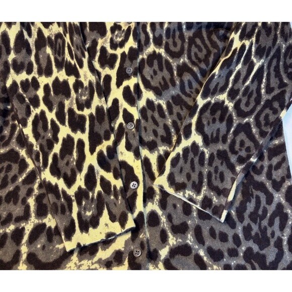 NEIMAN MARCUS Cashmere Cardigan Sweater Animal Print 3/4 Sleeve Button Large - Picture 6 of 10